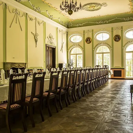 Palace Bed & Breakfast 3*