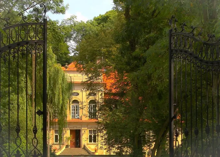 Palace Bed and Breakfast Popowo Stare