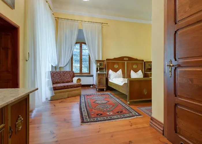 Palace Bed and Breakfast