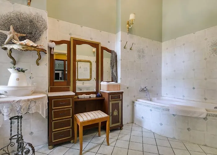 Bed and Breakfast Palace