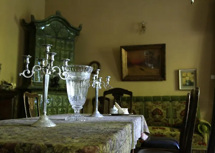 Palace Bed and Breakfast 3*