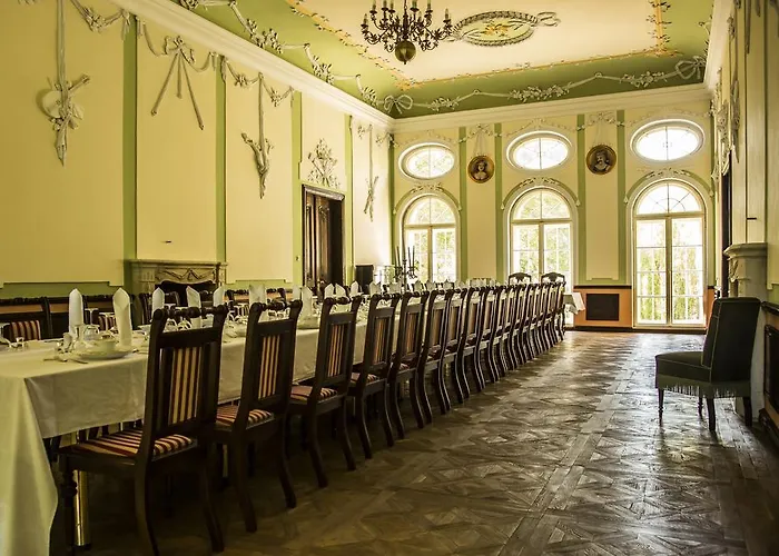 Palace Bed & Breakfast 3*